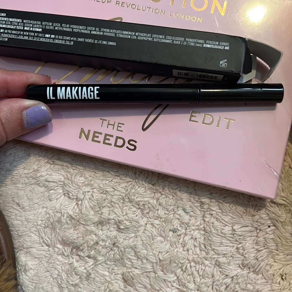 NWT IL MAKIAGE INKLINER